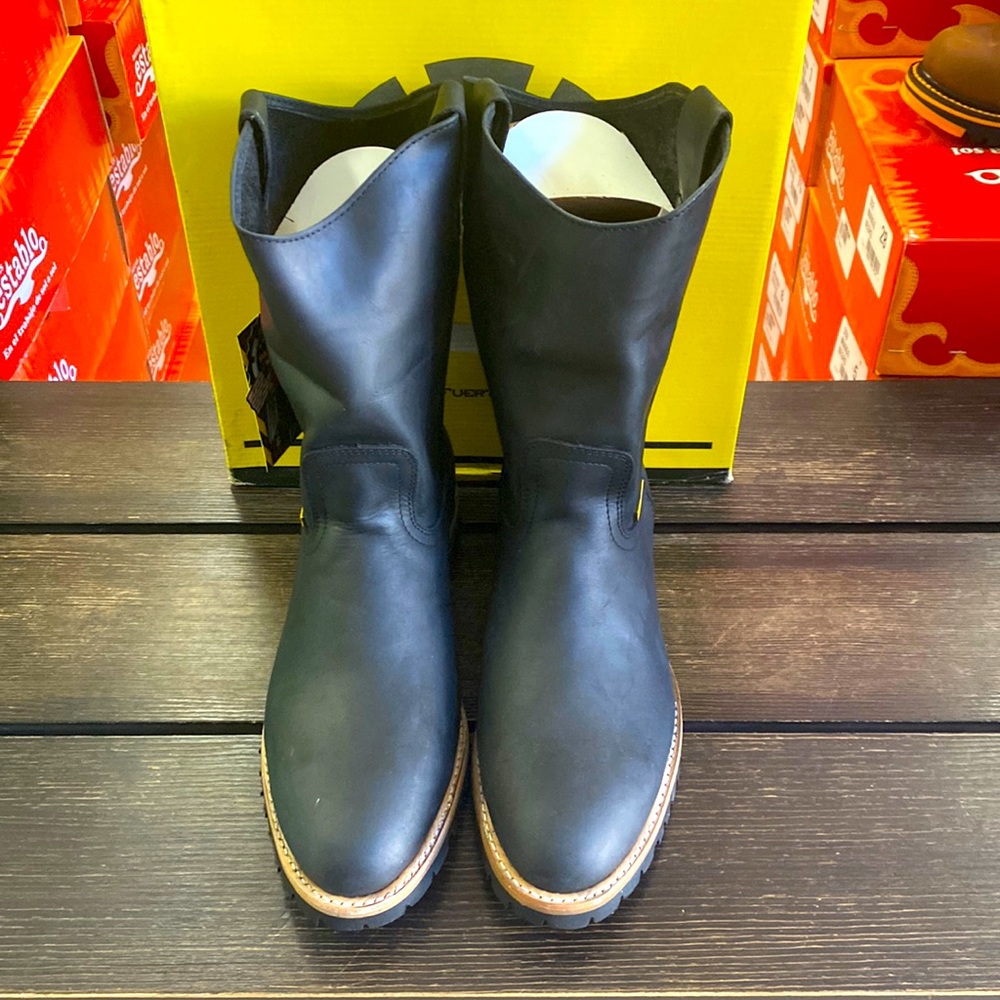 New patron work boots